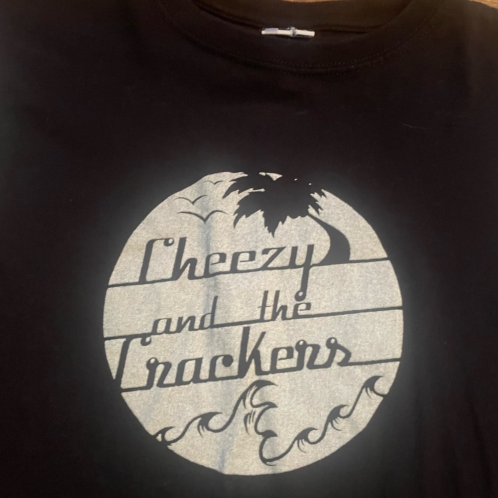 Cheezy & the crackers concert tee M men’s new